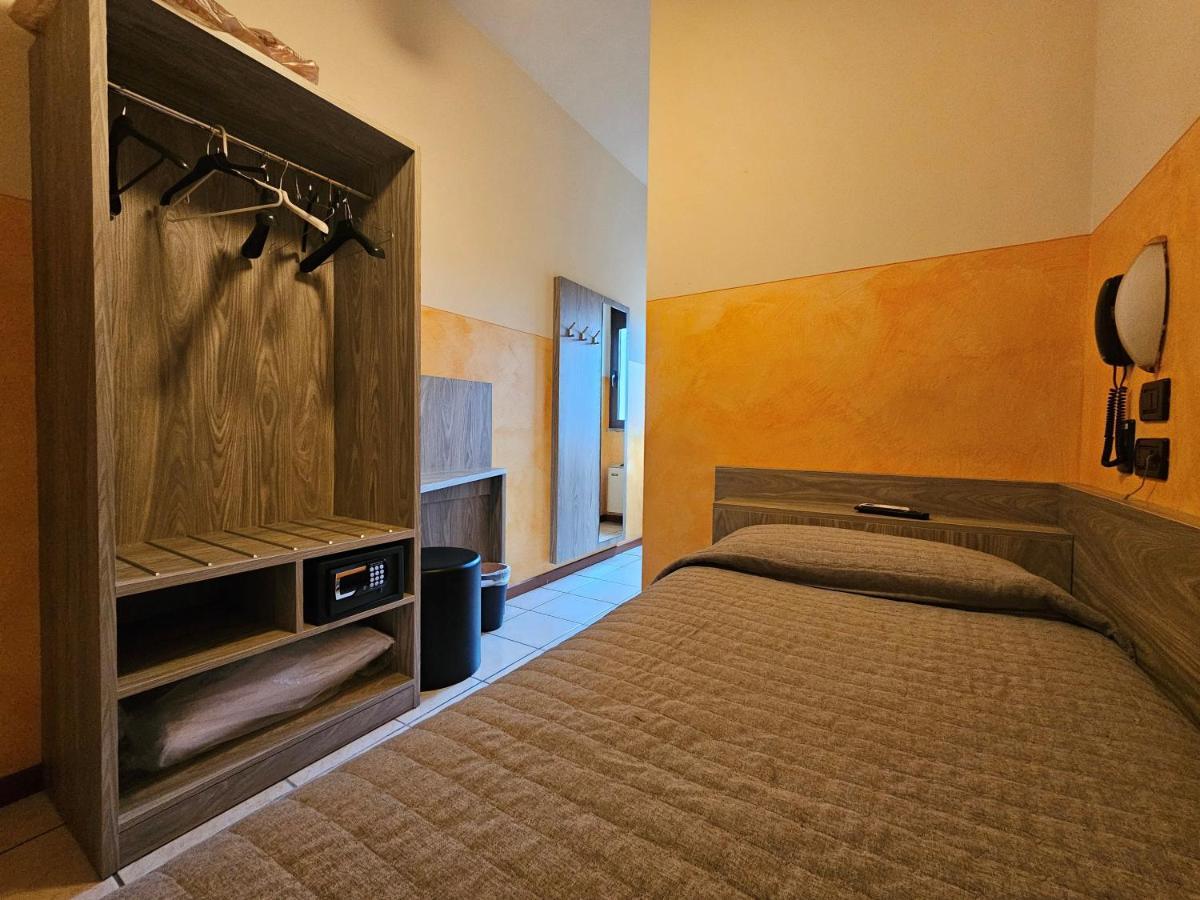 Hotel Euro Castegnato Luaran gambar