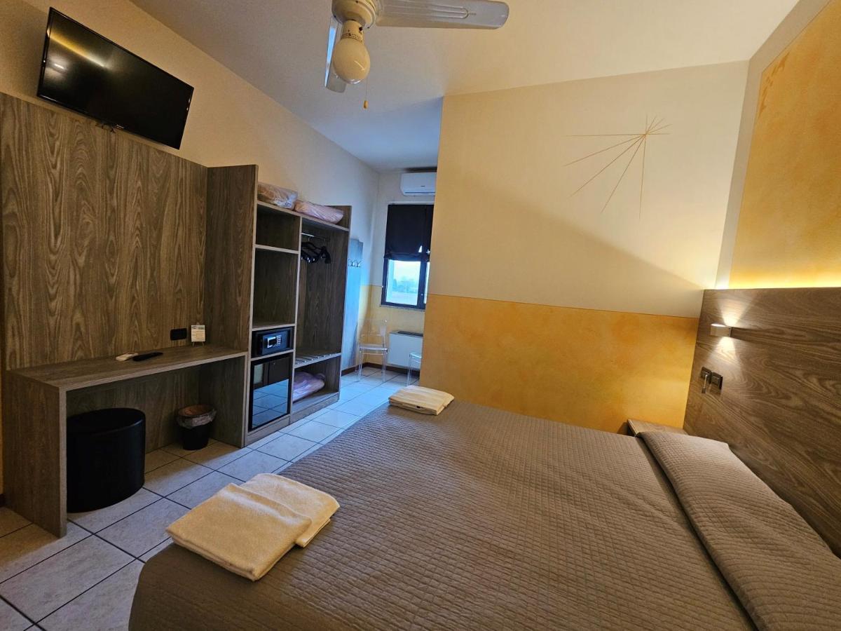 Hotel Euro Castegnato Luaran gambar