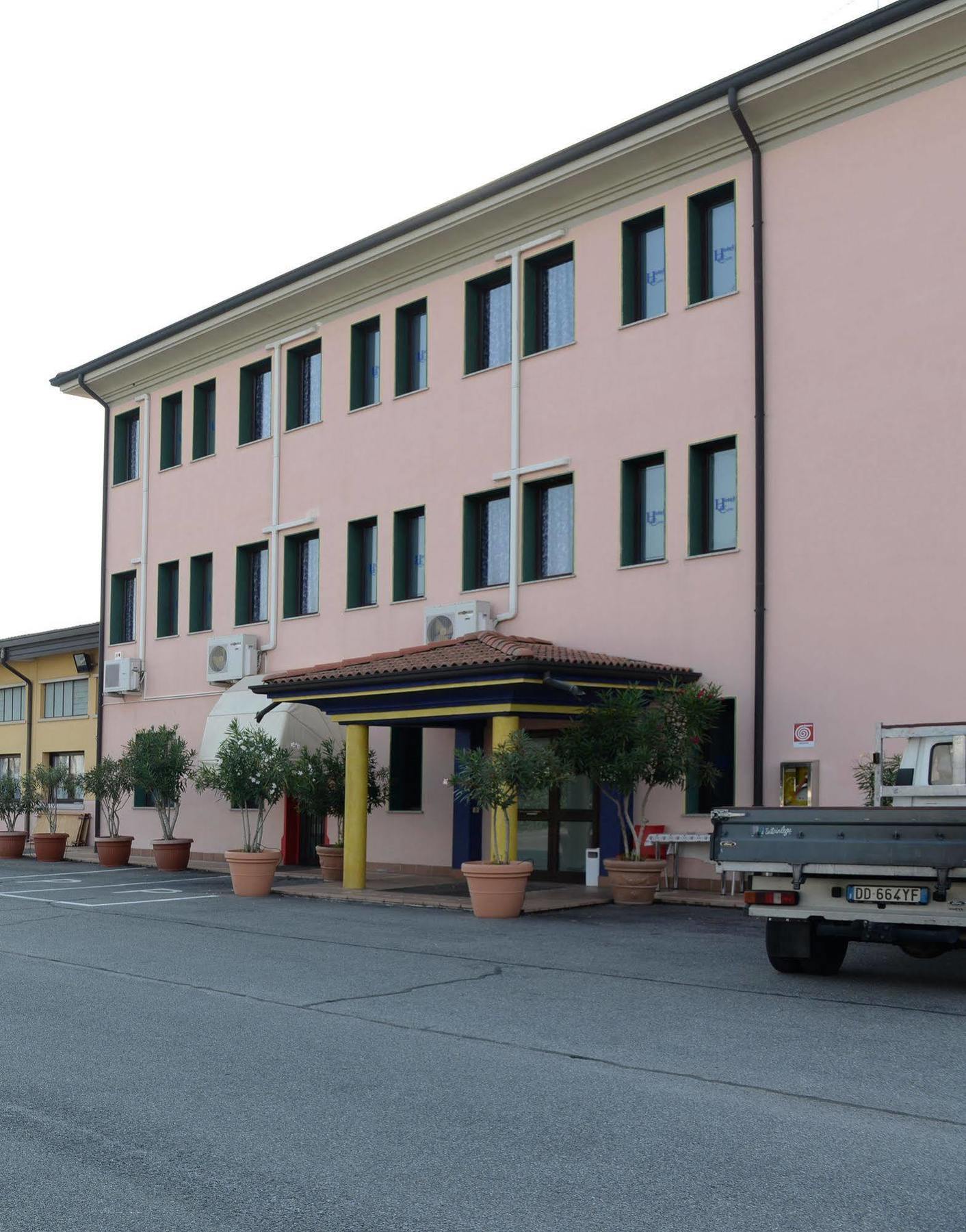 Hotel Euro Castegnato Luaran gambar